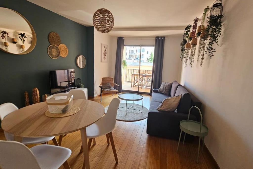 Le Grand Rue Apartment โทนง-เลส์-แบงส์ ภายนอก รูปภาพ